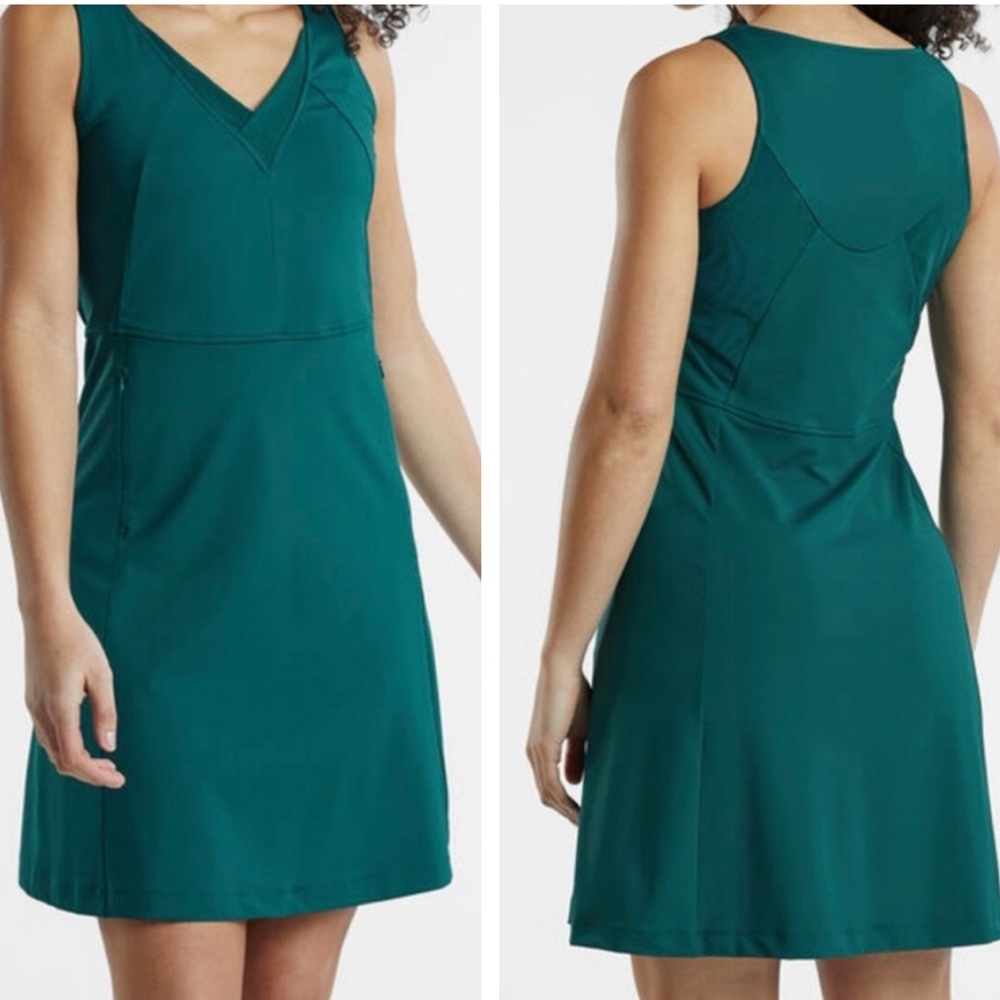 Like New TITLE NINE Freelance Carey Fit And Flare V-Neck Athletic Dress Size: S - Picture 7 of 13